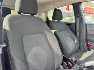 Ford Fiesta TREND 7
