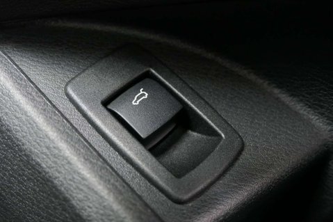 BMW X1 XDRIVE18D XLINE 41