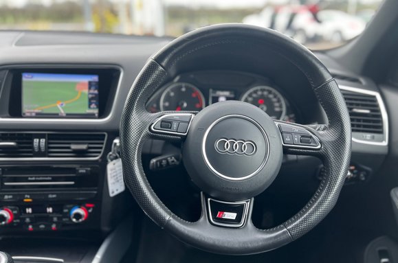 Audi Q5 2.0 TDI QUATTRO S LINE PLUS 37