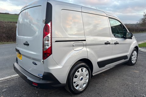 Ford Transit Connect 200 L1 Trend 100 ps Tdci Panel Van - Air Con / Sat Nav / Camera 2