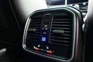 Porsche Macan 2.9 Macan S Semi-Auto 4WD 5dr 31