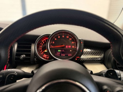 Mini Hatch 2.0 Cooper S Auto 5dr 17