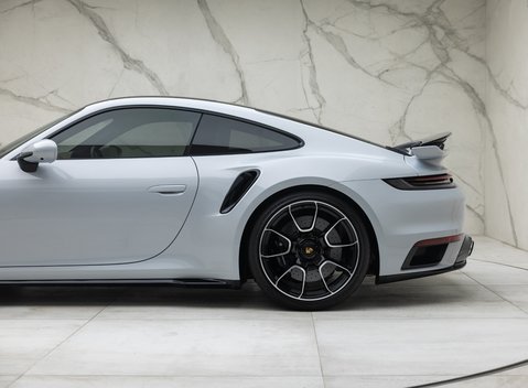 Porsche 911 Turbo S (992) 44