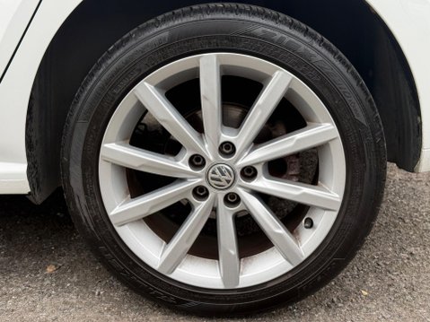 Volkswagen Polo 1.2 TSI BlueMotion Tech SE Design Euro 6 (s/s) 5dr 45