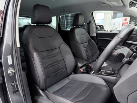 SEAT Ateca ECOTSI FR SPORT DSG 46