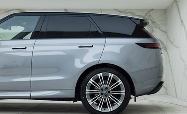 Land Rover Range Rover Sport D300 Autobiography 25