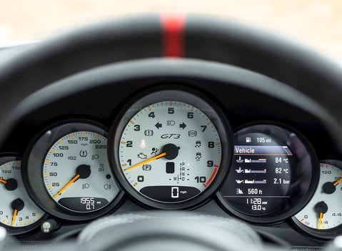 Porsche 911 (991.2) GT3 16