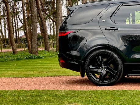 Land Rover Discovery METROPOLITAN EDITION MHEV 36