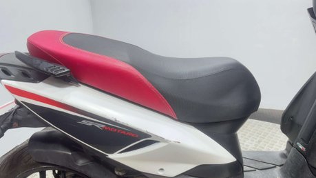 Aprilia SR 2013 12K RUNNING 2 STROKE PROJECT SCOOTER 50CC LEARNER BIKE 9