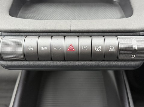 BYD Dolphin 150kW Design 60.4kWh 5dr Auto 26