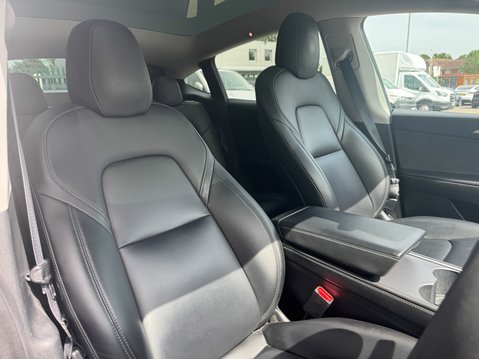 Tesla Model Y (Dual Motor) Long Range SUV 5dr Electric Auto 4WDE (384 bhp) 11