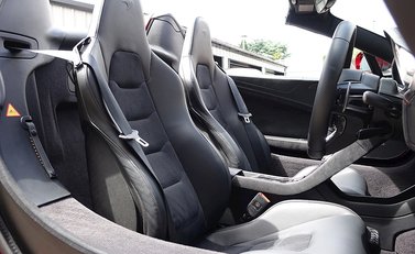 McLaren MP4-12C Spider 21