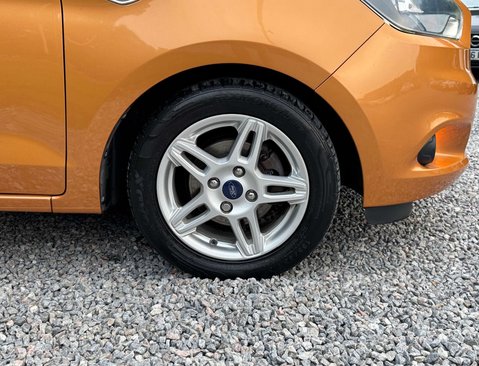 Ford Ka+ 1.2 Ka+ Zetec 5dr 14