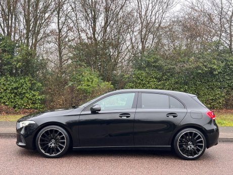 Mercedes-Benz A Class 1.3 A180 Sport (Executive) 7G-DCT Euro 6 (s/s) 5dr 3