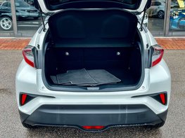 Toyota C-HR 1.8 C-HR-Dynamic HEV CVT 5dr 69