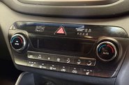 Hyundai TUCSON 1.7 CRDi Blue Drive SE Nav SUV 5dr Diesel Manual Euro 6 (s/s) (116 ps) 37