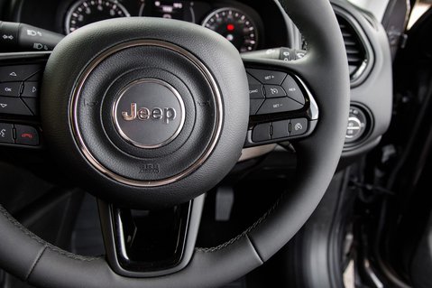 Jeep Renegade NIGHT EAGLE 20