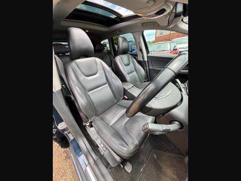 Volvo XC60 2.4 D5 SE Lux Nav Geartronic AWD Euro 5 5dr 27