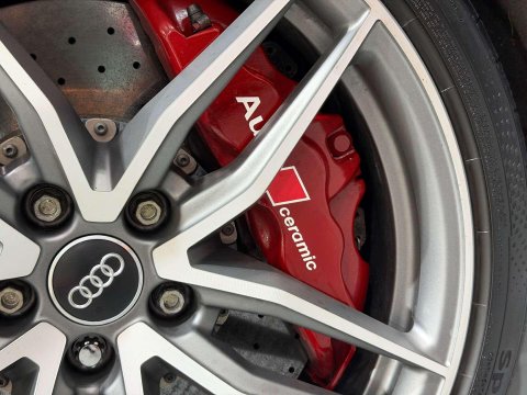 Audi R8 5.2 FSI V10 Plus Coupe 2dr Petrol S Tronic quattro Euro 6 (s/s) (610 ps) 23