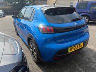 Peugeot e-208 GT PREMIUM 7
