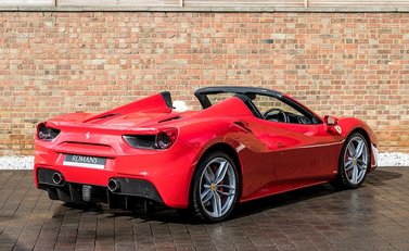 Ferrari 488 Spider 9
