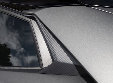 Lamborghini Aventador SV LP 750-4 Roadster 32