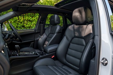 Porsche Macan GTS PDK 25