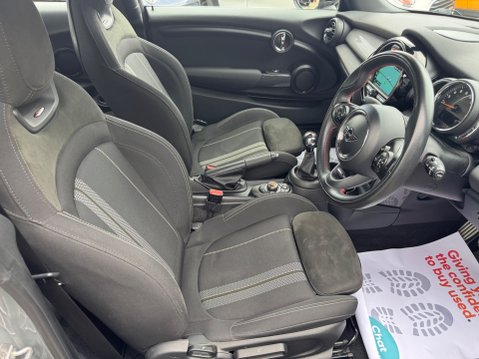 Mini Hatch COOPER SPORT 38