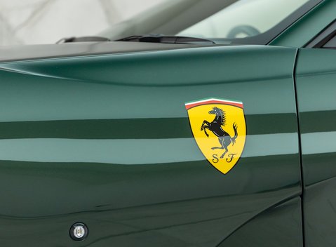 Ferrari 812 Superfast 30