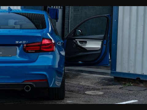 BMW 3 Series 3.0 340i M Sport Shadow Edition Auto 4dr 8