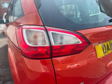 Ford Grand C-Max 1.6 Zetec Euro 5 5dr 37