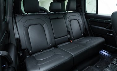 Land Rover Defender 110 TROPHY EDITION KESWICK 42