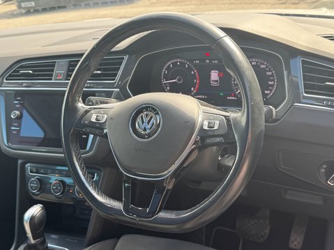 Volkswagen Tiguan 2.0 TSI SEL SUV 5dr Petrol DSG 4Motion Euro 6 (s/s) (180 ps) 13