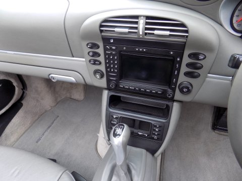 Porsche 911 (996) Carrera 4 Cabriolet 16
