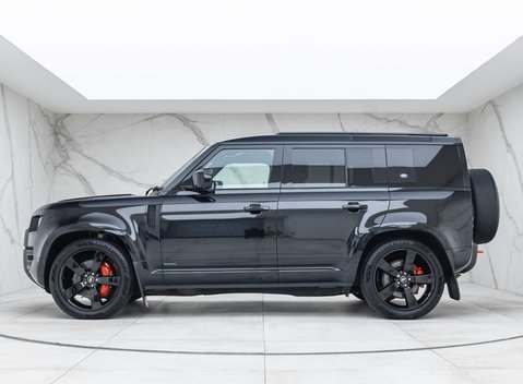 Land Rover Defender 110 D300 X 2