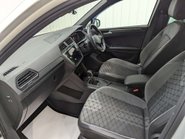 Volkswagen Tiguan 1.5 Tiguan R-Line TSi Semi-Auto 5dr 54