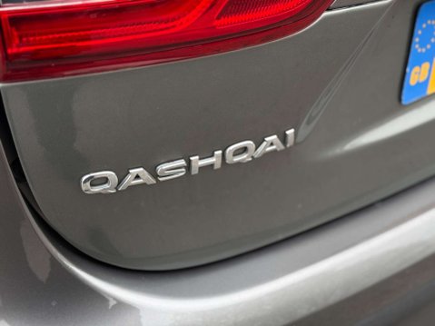 Nissan Qashqai 1.5 dCi Tekna 2WD Euro 5 (s/s) 5dr 36