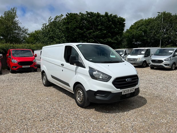 Ford Transit Custom LWB L2H1 Low Roof Leader 320 Air Con EURO 6 NO VAT 4