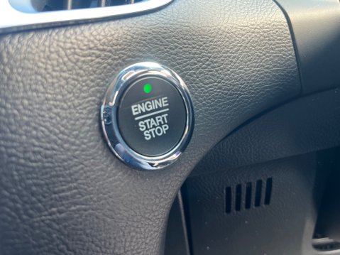 Ford S-Max 2.0 TDCI TITANIUM 7 SEATER 27