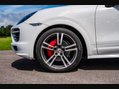 Porsche Cayenne GTS 36