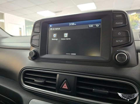 Hyundai KONA 39kWh SE Auto 5dr (10.5kW Charger) 76