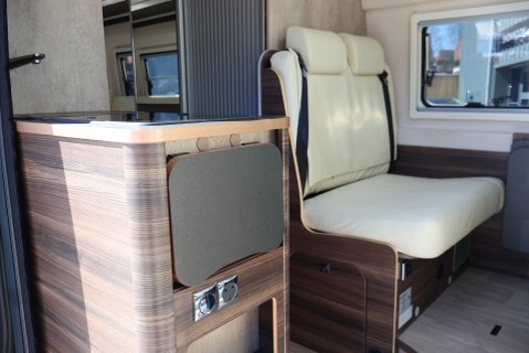 Fiat Ducato Laika 646 ECOVIP 180 BHP Auto huge factory upgrades cost new £98K    59