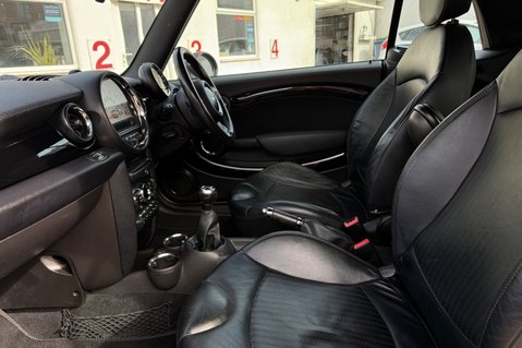 Mini Convertible COOPER SOHO.. CONVERTIBLE.. 11 SERVICES.. FULL LEATHER..A/C..CRUISE CONTROL 19