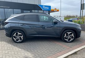 Hyundai TUCSON 1.6h T-GDI ULTIMATE AUTO PETROL HYBRID 6