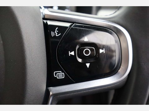 Volvo S90 2.0 S90 Momentum D4 Auto 4dr 28