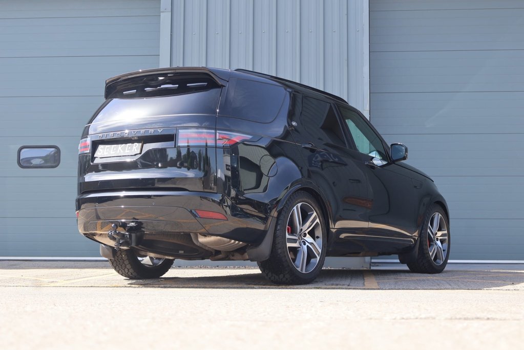 Land Rover Discovery 3.0 HSE- X Dynamic 22 inch wheels climate pack full hi gloss black pack  11