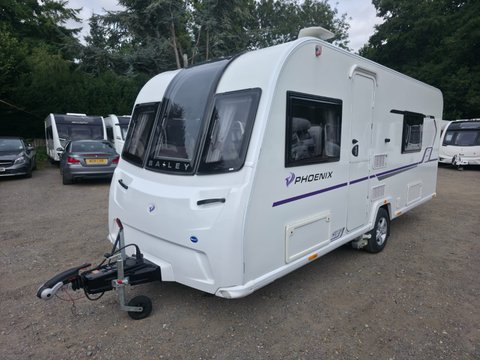 Bailey Phoenix 440  1