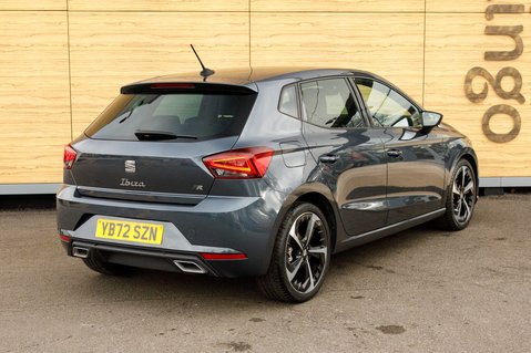 SEAT Ibiza TSI FR SPORT DSG 2