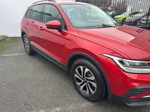 Volkswagen Tiguan 1.5 TSI Active SUV 5dr Petrol Manual Euro 6 (s/s) (130 ps) Bluetooth - Allo 23