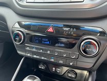 Hyundai TUCSON (Sold)1.7 CRDi Blue Drive SE Nav SUV 5dr Diesel DCT Euro 6 (s/s) (141 ps) 27